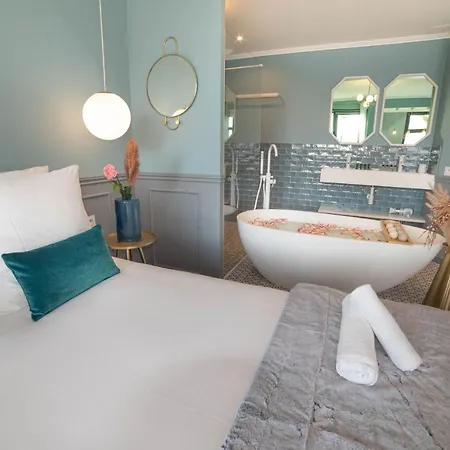 Romantic Gem - Eiffel Tower Apartment *